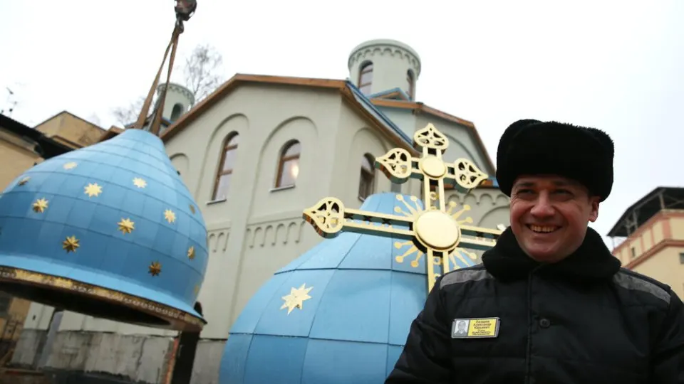 Аналитический центр при правительстве оценил работу ведомств по удовлетворённости пользователей: у ФСИН — 94% из 100%. Рейтинг также отражает долю неоказанных услуг, нарушения сроков и сбои IT‑систем.