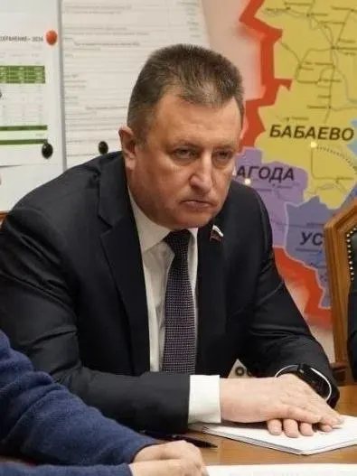 Проект предлагает запретить устанавливать плату ниже регионального минимума: решения общих собраний собственников смогут лишь повышать тарифы, что приведёт к дополнительным расходам для жителей.