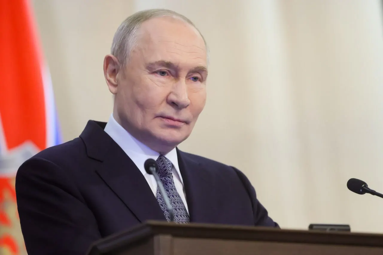 Президент России Владимир Путин посетит Казахстан 27–29 мая по приглашению президента Касым-Жомарта Токаева; в центре переговоров — укрепление стратегического партнёрства и союзнических отношений.