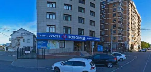 Медцентр сообщил, что доктору поступают угрозы и через кол‑центр пытаются узнать его персональные данные. Материалы переданы в правоохранительные органы. Смерть ребёнка связывают с анафилактическим шоком, клиника заявляет, что врачи действовали по протоколам.