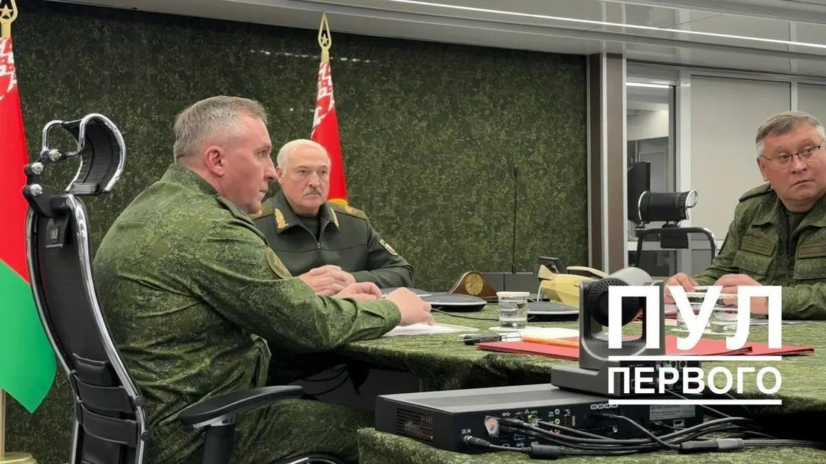 Лидеры России и Беларуси с руководством военных подвели итоги трёхдневных совместных ядерных тренировок: Лукашенко заявил об осмотре площадок, Путин подчеркнул, что применение ядерного оружия — крайняя мера. На фоне учений Украина укрепляет северные рубежи, а в Европе обсуждают возможное размещение американского ядерного оружия.