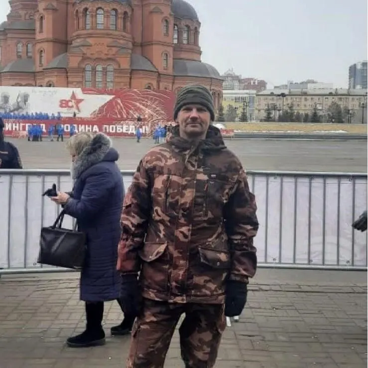Мужчина ушёл на работу вечером 18 апреля и не вернулся. В старом доме нашли сумку с вещами, идут поиски.