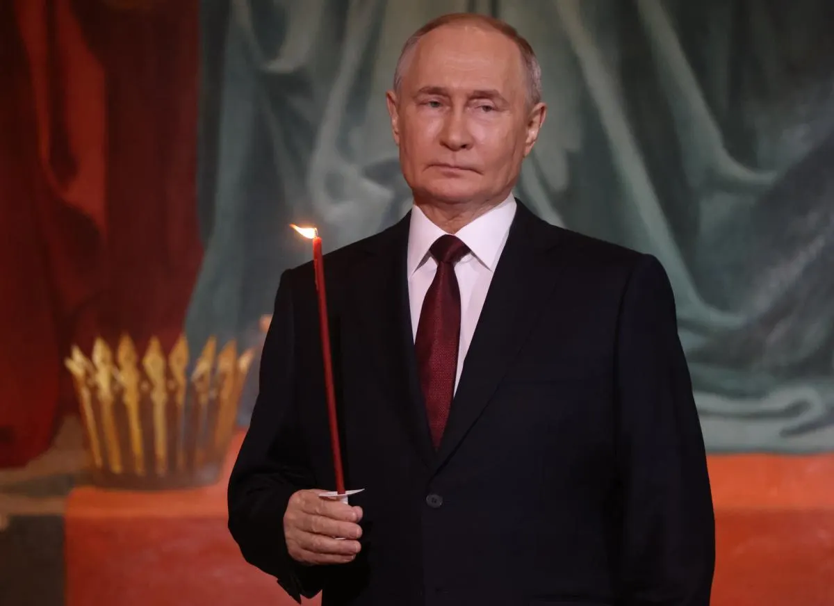 Аналитики рассматривают разные сценарии ухода российского лидера — от быстрой ликвидации до показательного суда. Триггерами называют масштабные удары, внутренние беспорядки или изменение позиции внешних покровителей.