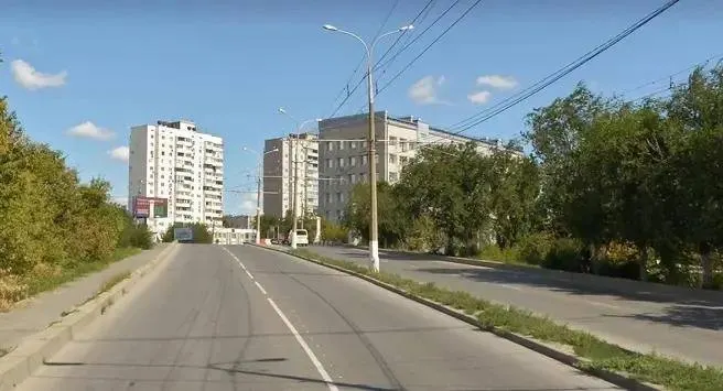 В Волгограде досрочно открыли проезд по путепроводу на улице Базисной. Ремонт начался в марте и изначально планировался завершиться к 1 сентября.