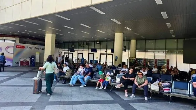 В&nbsp;аэропорту Сочи все&nbsp;самолёты вернулись с&nbsp;запасных аэродромов, задержано 28&nbsp;рейсов