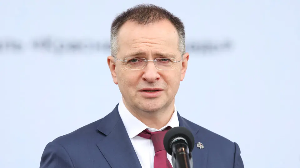 Помощник президента заявил о необходимости усилия государственного контроля на всех этапах кинопроизводства, чтобы бюджетные средства не тратились на некачественные фильмы, и поддержал идею экспертной оценки исторического контента.