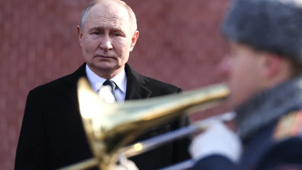 Путин не&nbsp;исключил ударов «Орешника» по&nbsp;городской застройке на&nbsp;Украине и&nbsp;подтвердил стремление контролировать Донбасс