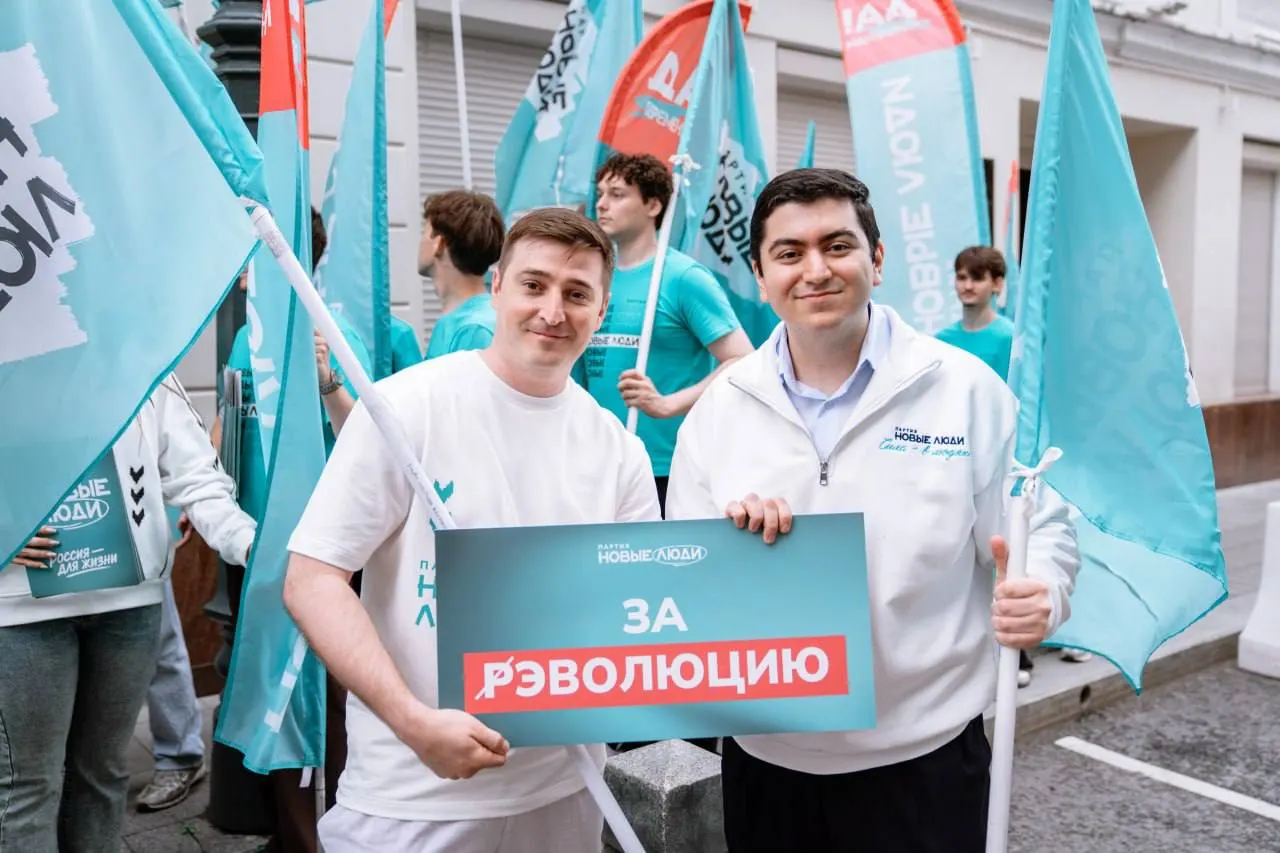 Анализ назначений показывает, что многие выдвиженцы «Новых людей» в региональные избирательные комиссии имеют связи с действующей властью, чиновничьим аппаратом или не имеют опыта работы в избирательной системе.