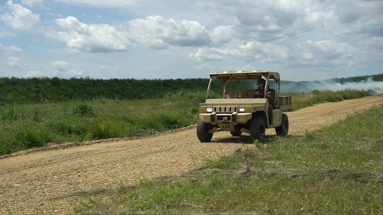 В Южном военном округе формируют подразделения по свыше 50 специальностям — от механиков-водителей тяжёлой техники до специалистов радиоэлектронной борьбы. Названы пункты отбора в Ростове-на-Дону.
