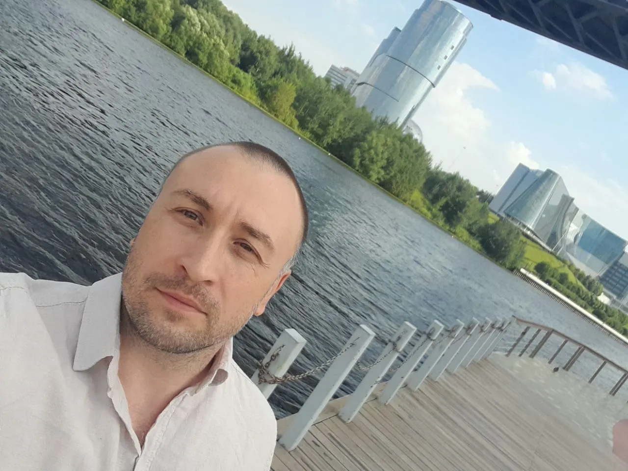 Женщина посетила СИЗО №1 Краснодара: сын в подавленном состоянии, арест продлён до 8 октября 2026 года. Пенсионерка не может оплатить адвоката.