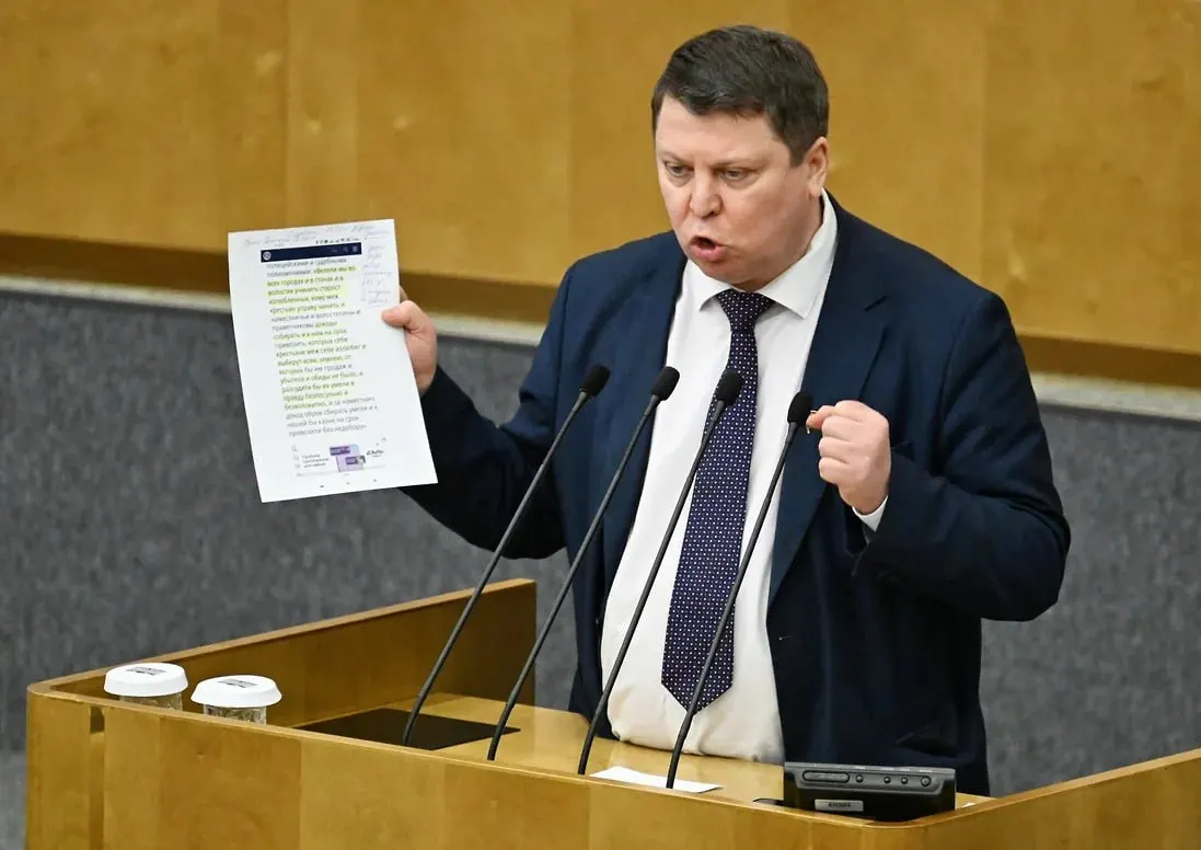 Депутат Михаил Матвеев заявляет, что собрал более 3,5 млн руб. на выборную кампанию в Самаре; он утверждает, что пожертвования приходили со многих регионов страны и связывает это с его позицией по миграционной политике.