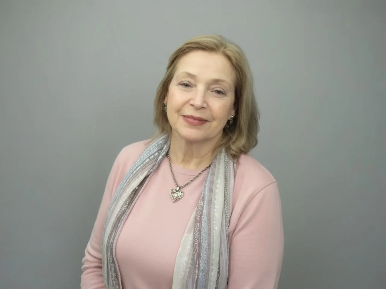 Елена Пащенкова больше полувека работала в Волгоградском государственном медицинском университете, возглавляла кафедру истории и культурологии. Прощание состоится 24 июля на Центральном кладбище.