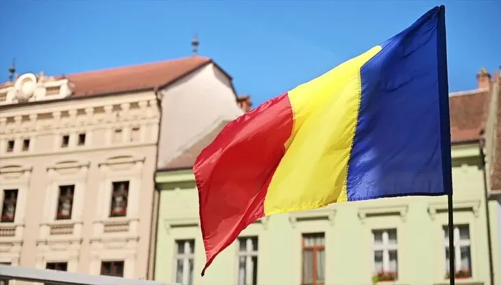 Бухарест потребовал выезда российского дипломата после того, как 24–26 июля румынские силы сбили три беспилотника, незаконно пересёкших границу; МИД Румынии также отозвал своего посла в Москву для консультаций.