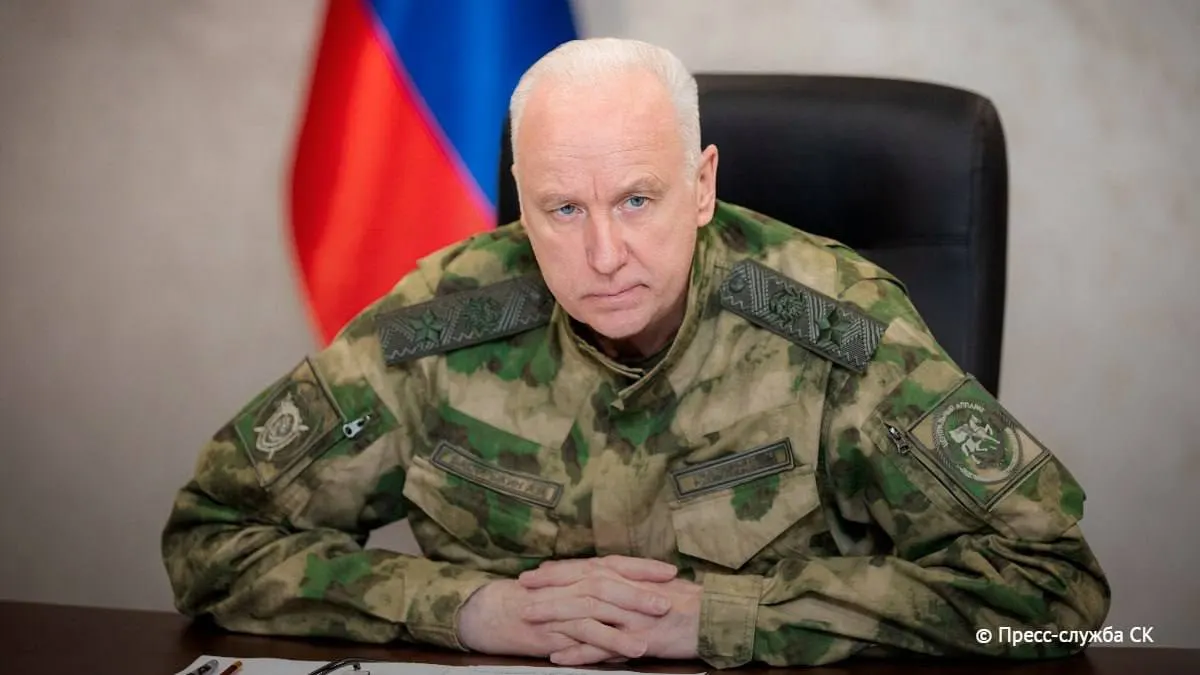 Глава Следственного комитета заявил, что с начала войны 54 региона подверглись атакам; по его данным, погибли 1472 человека, ранены 6754, ущерб превышает 1 трлн рублей.