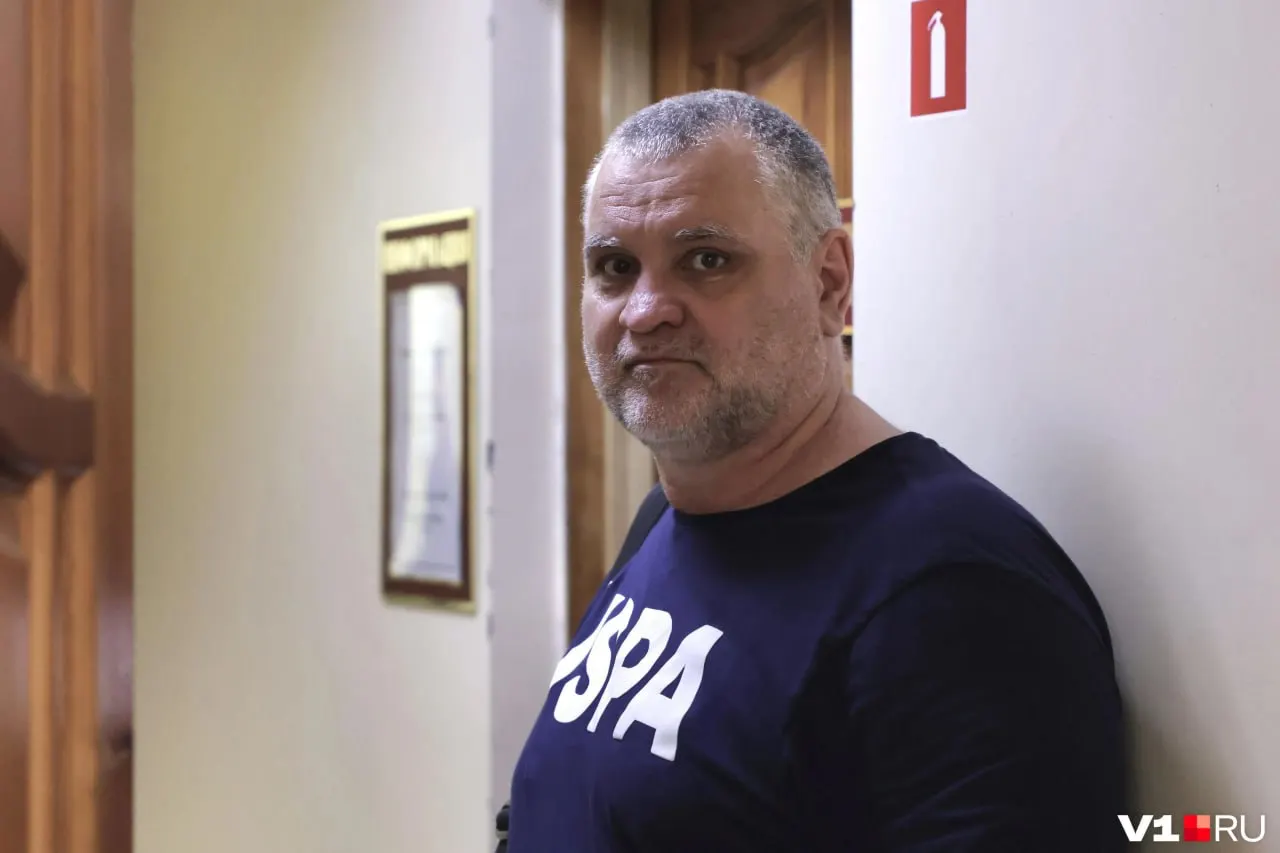 Прокуратура Волгоградской области передала в суд уголовное дело в отношении Михаила Серенко. Обвиняемый будет ожидать суда в следственном изоляторе, ему грозит до 15 лет лишения свободы.