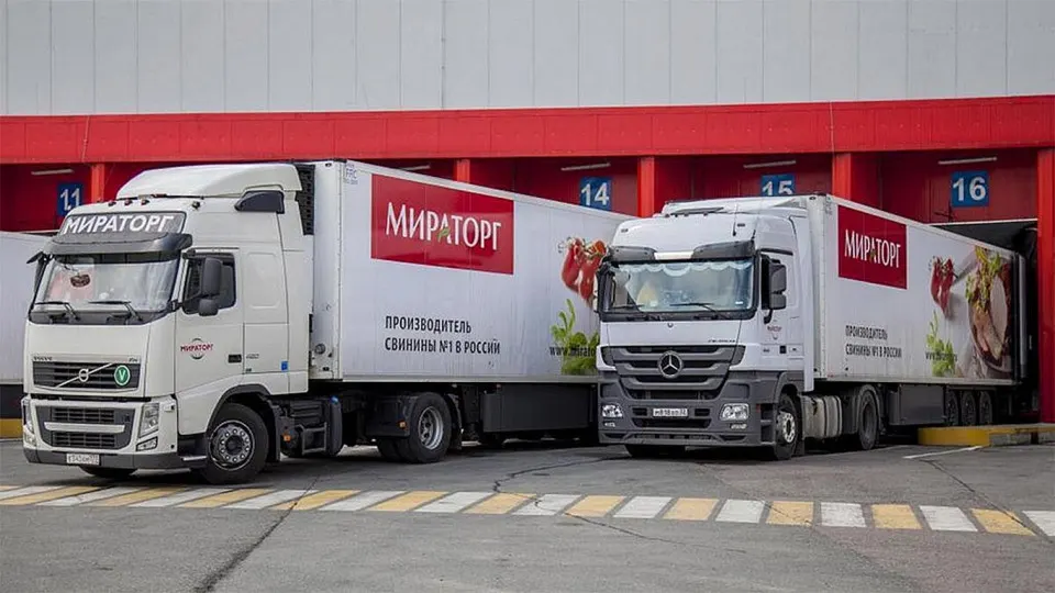 Крупные агрохолдинги изучают переоборудование парка на газомоторное топливо: экономия на горении обещает окупаемость инвестиций, но масштабная замена осложняется стоимостью, безопасностью и логистикой.