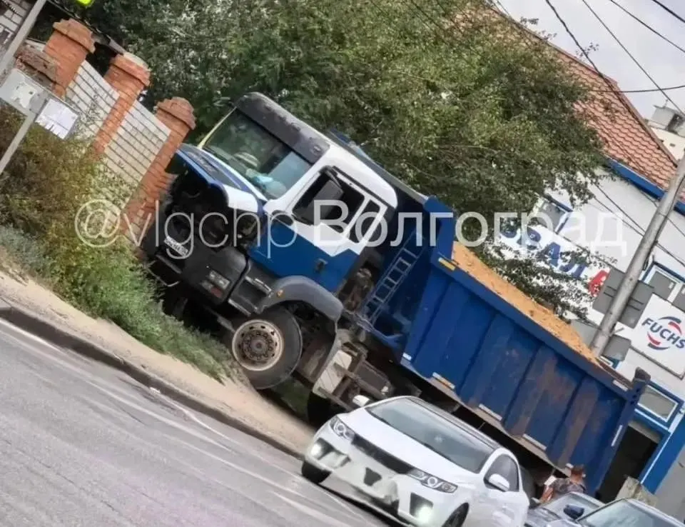 Ущерб возместили на месте; полиция не зафиксировала обращений по ДТП.