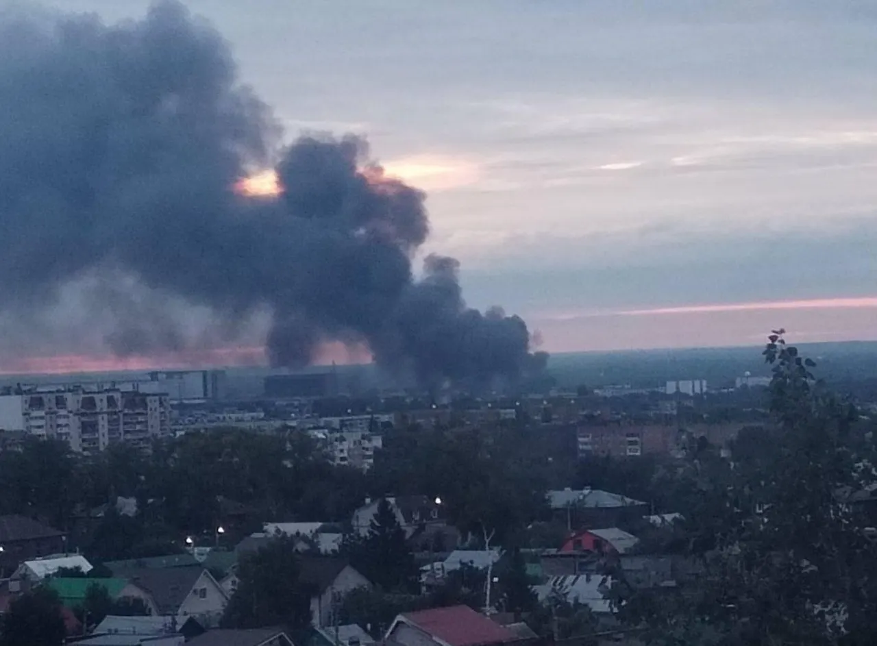 После ночной атаки беспилотников пострадали люди в Подмосковье; повреждены кровля домов и энергетическая инфраструктура в Ростовской, Самарской и Пензенской областях.
