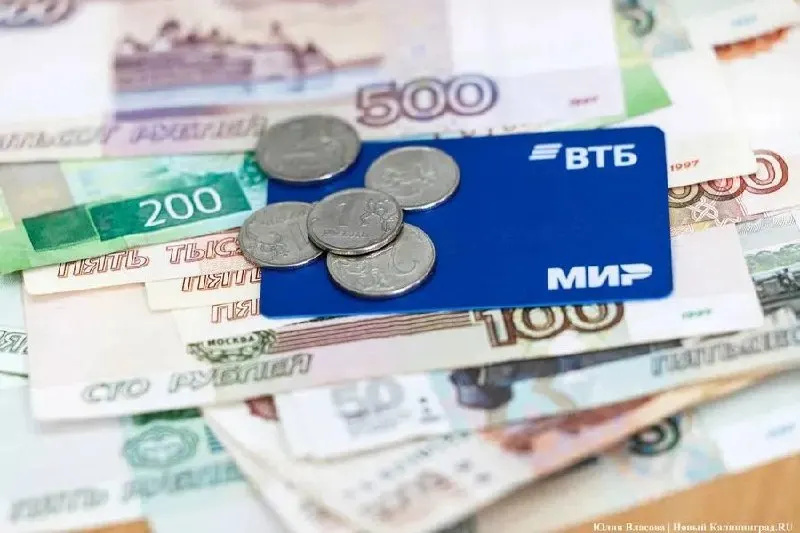 Массовое внедрение новой формы национальной валюты стартует в России; финансовый сектор готов предоставить кошельки цифрового рубля, депозиты и кредиты в новой валюте.