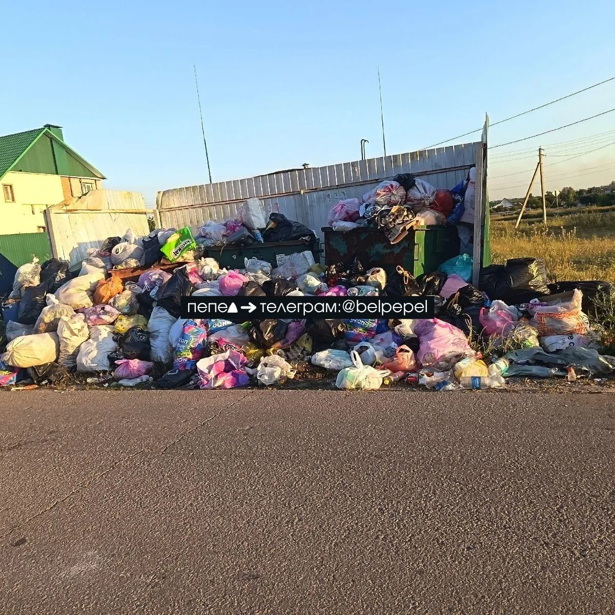 Жители приграничных районов сообщают о задержках вывоза ТКО; ситуация осложняется на фоне атак и ограничений.