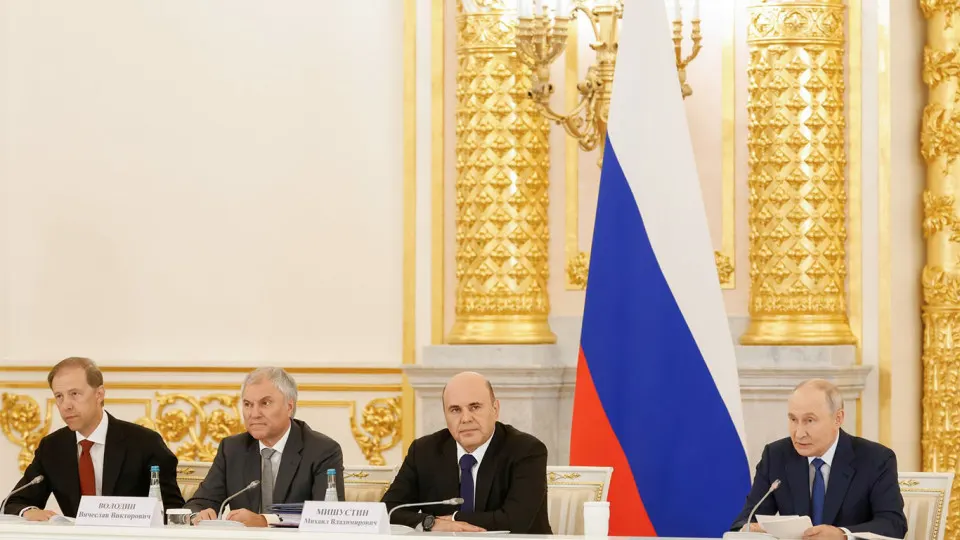 На заседании Совета по стратегическому развитию президент обсудил меры поддержки трудоустройства участников боевых действий после завершения конфликта на Украине.