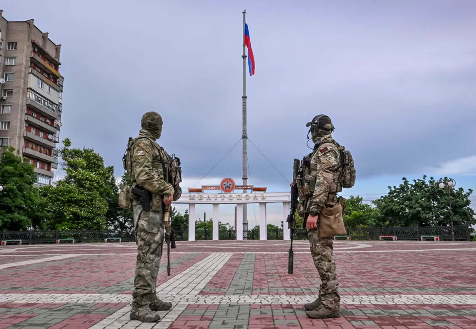 История одной мелитопольской семьи, чей бизнес и дом оказались в эпицентре войны и оккупации: от кафе до вынужденного переезда и борьбы за возвращение домой.