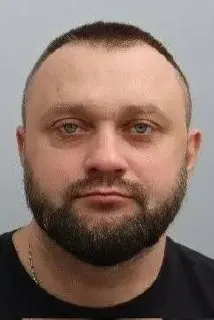 Ночью на АЗС в Ростове-на-Дону произошёл пожар. Полиция ищет подозреваемого в поджоге.