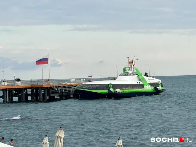 Согласно данным перевозчика, рейсы между городами теперь выполняются шесть раз в неделю.
