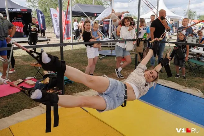 15 и 16 августа в регионе пройдет фестиваль Ultra100, где можно поиграть в мини-гольф, устроить гонки на смартфонах и потанцевать.