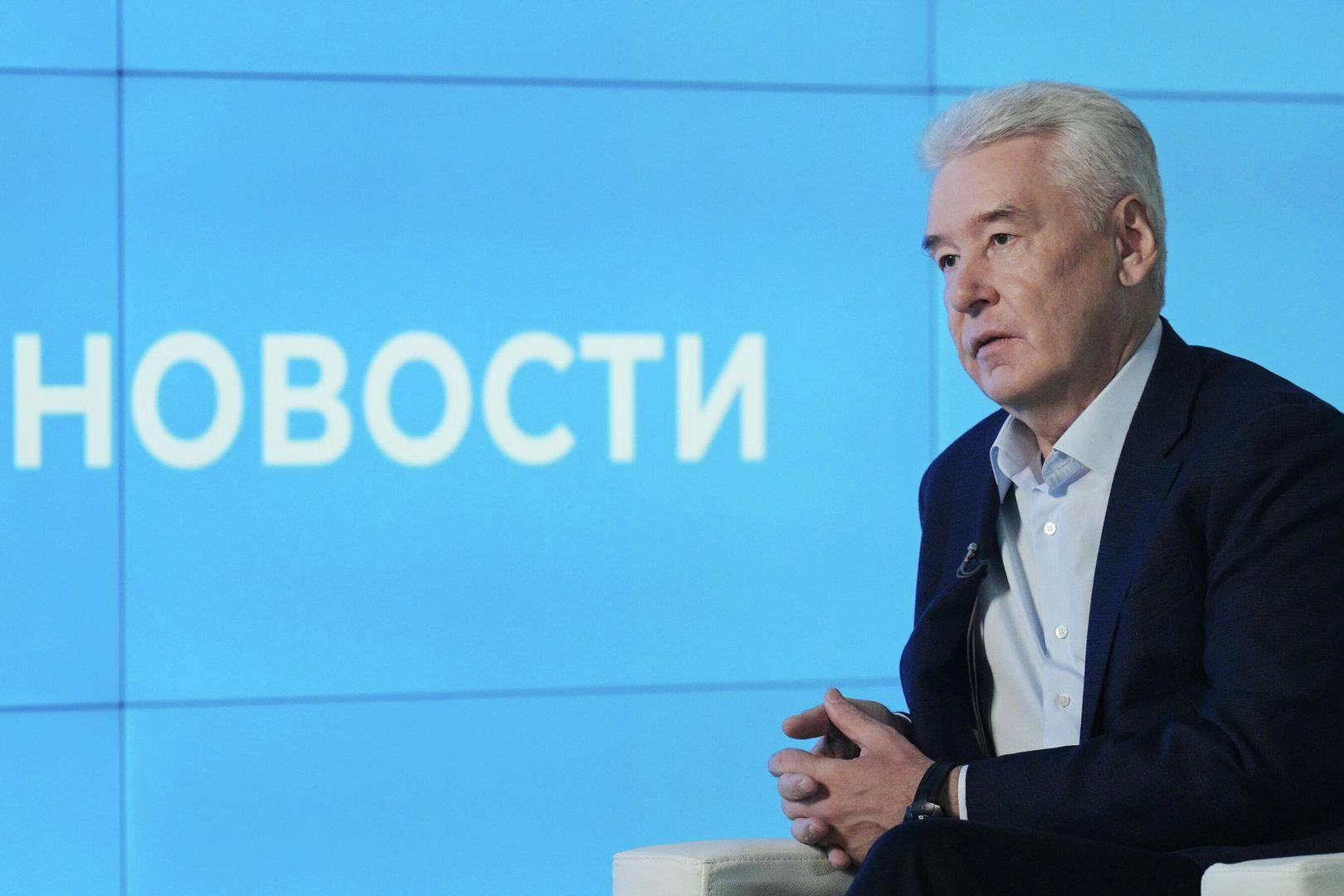 Мэр столицы заявил, что развертывание экономики на войну неверно; победа возможна только благодаря мирной экономике и устойчивому развитию.