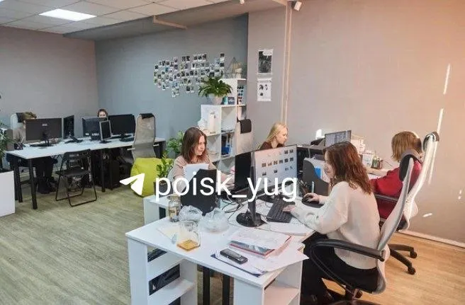 Можно отказаться от работы при угрозе жизни и здоровью по техногенным причинам или из-за неблагоприятной погоды; с 1 сентября вводят дополнительные выходные.