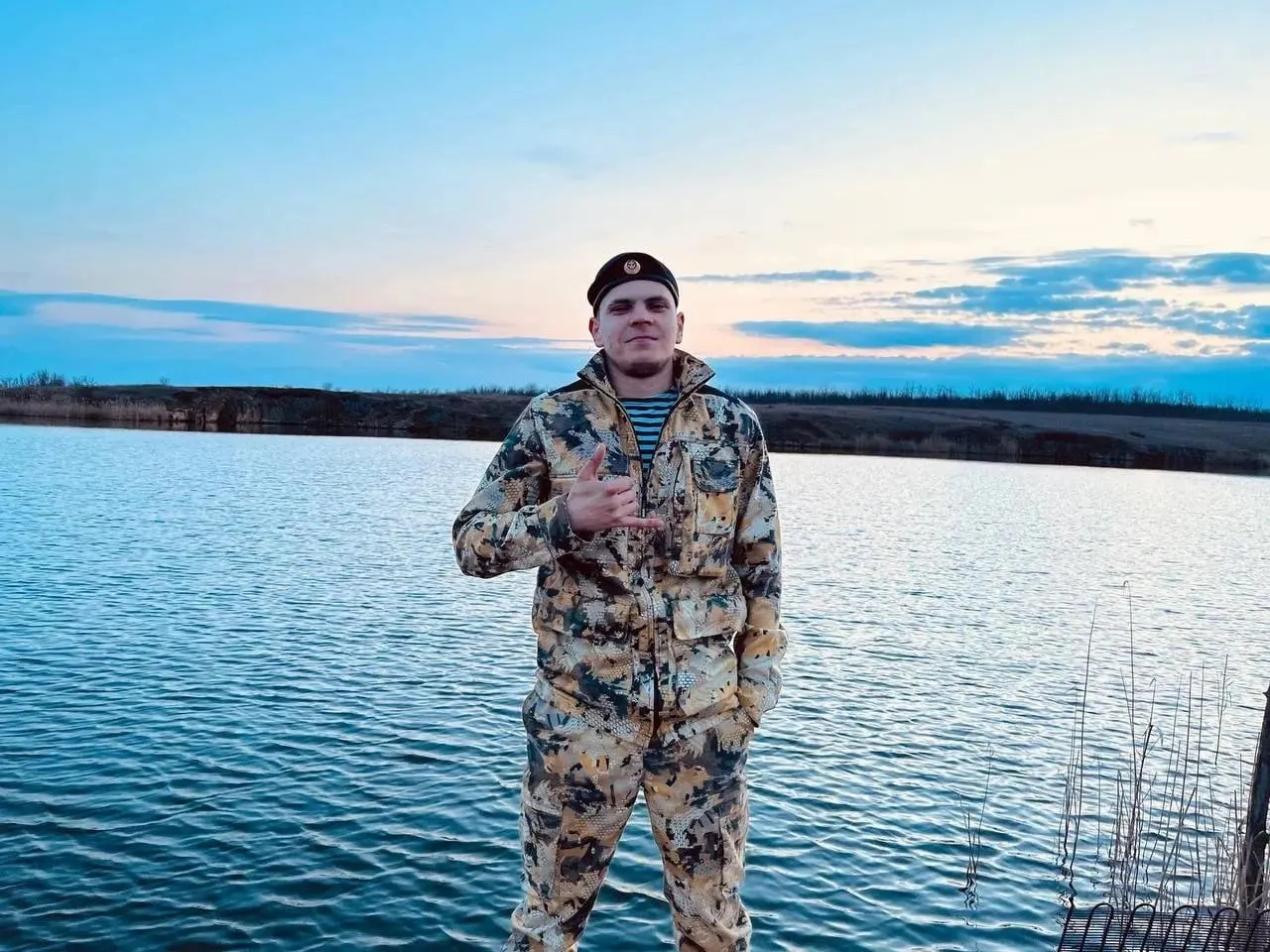 24-летний Александр Поляков, позывной Гринч, погиб в зоне боевых действий. Близкие рассказывают о его жизни и мечтах о доме и семье.
