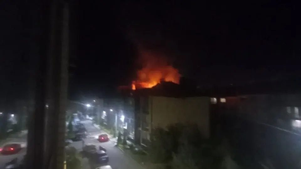 Ночью в регионе было зафиксировано массовое применение беспилотников. Уничтожено десятки летательных аппаратов, есть повреждения на земле; спасатели работают на местах.