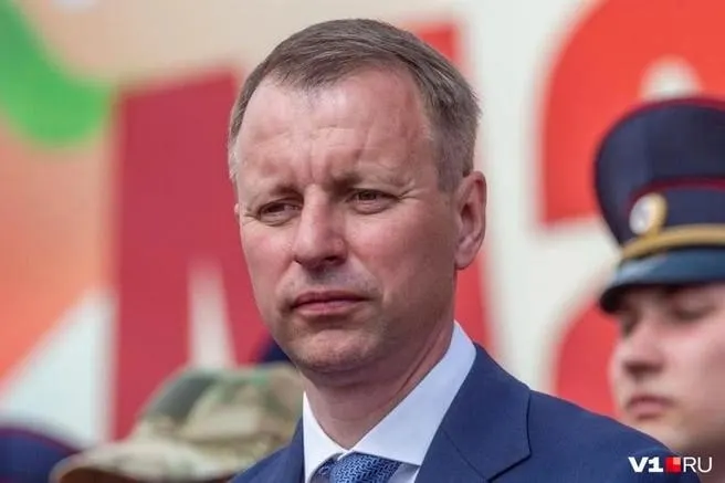 После победы на довыборах Алексей Волоцков возвращается в региональный парламент Волгоградской области; он уверен, что федеральный опыт поможет работе на местах.