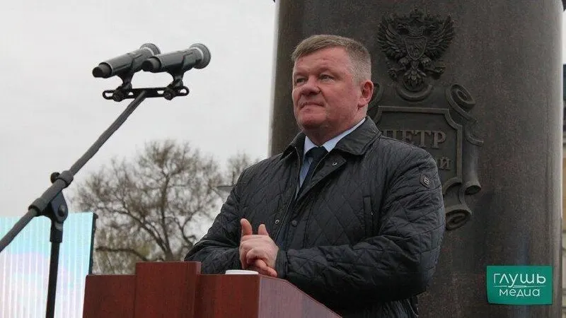 На заседании рассказали об обстоятельствах происшествия: походка Исаева была шаткой, изо рта исходил запах алкоголя, лицо покраснело.