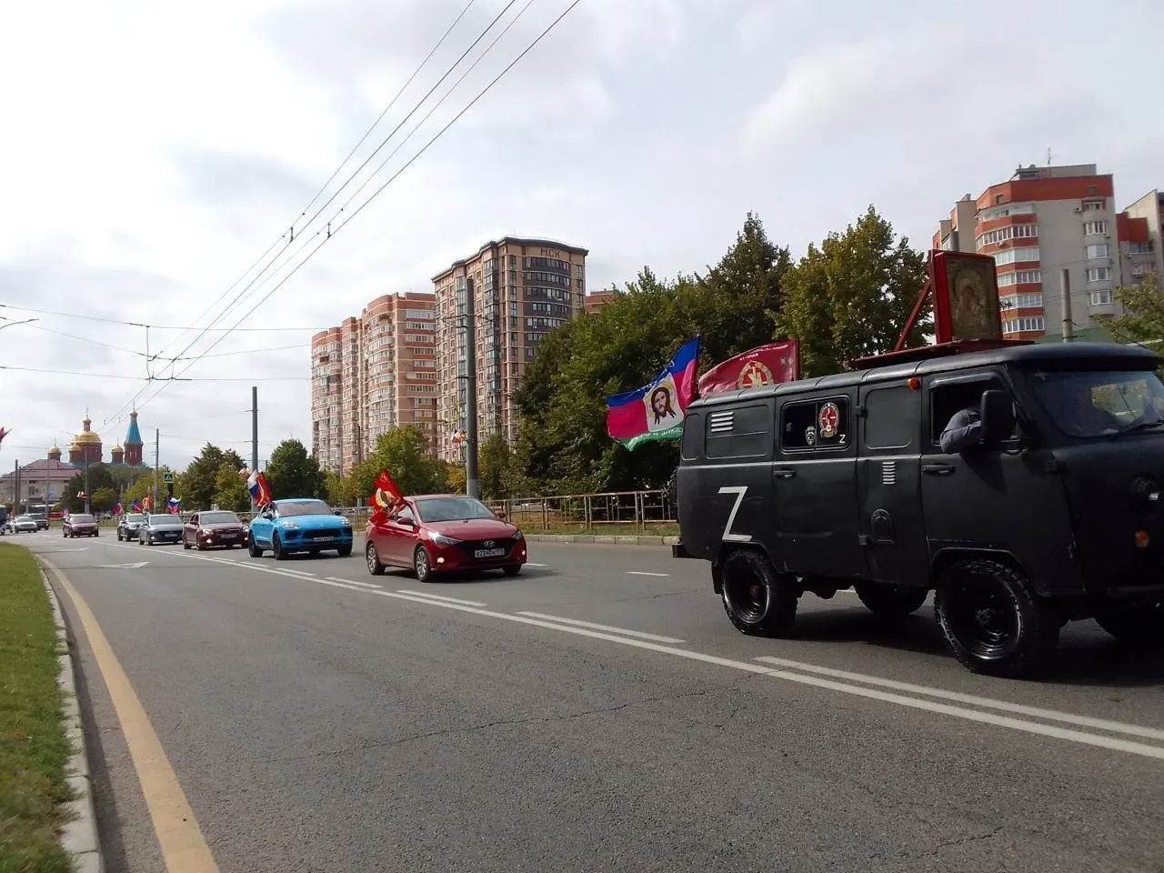 Администрация Краснодара снова запретила митинг против застройки храма, объясняя запрет мерами безопасности, связанными с беспилотной и авиационной ситуацией.