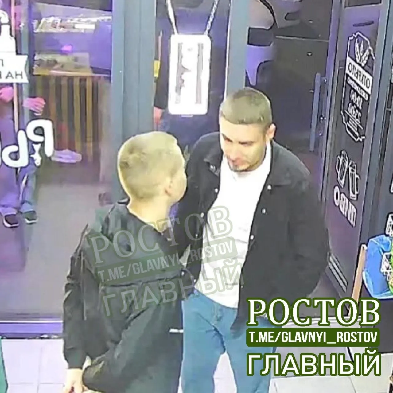 Владелец магазина по адресу Коммунистическом, 27 сообщил о краже; заявление подано и устанавливаются обстоятельства.