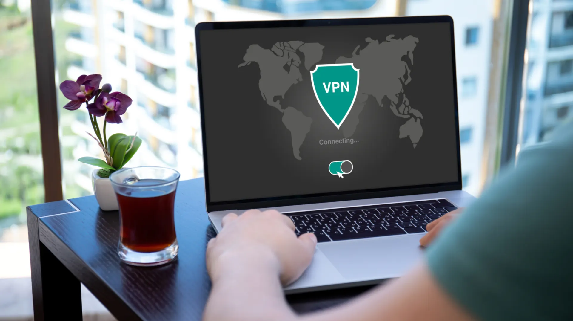 За неделю десятки VPN‑сервисов столкнулись с новыми ограничениями; блокировки усиливаются, а операторы говорят о подготовке запасных решений.