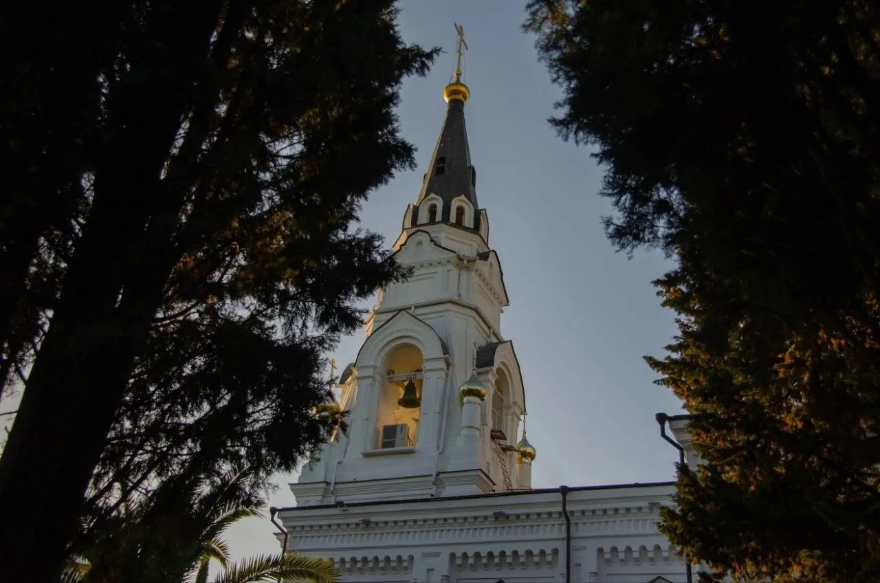 Главный храм курортного города празднует юбилей: к торжеству прибудут три архиерея, будет открыта выставка об истории собора.