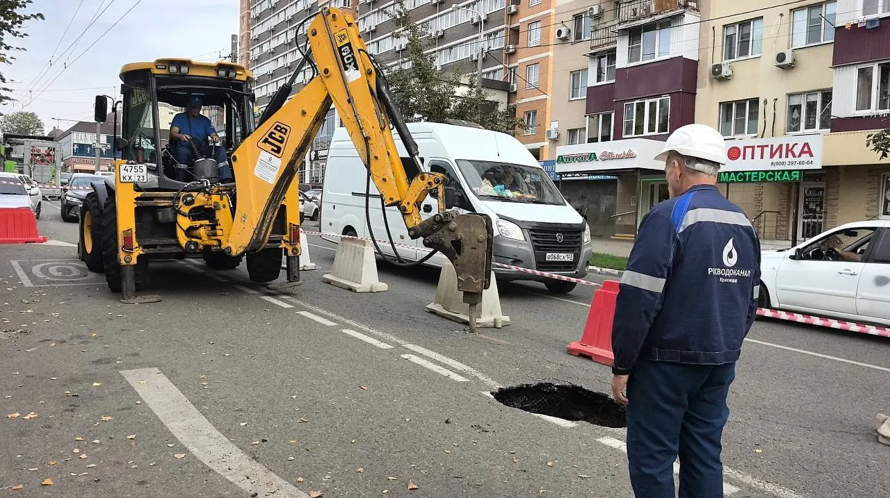 Движение по двум полосам на участке у дома №186 перекроют; будет реверсивное движение и временные светофоры. Работы планируются до конца ноября 2026 года.