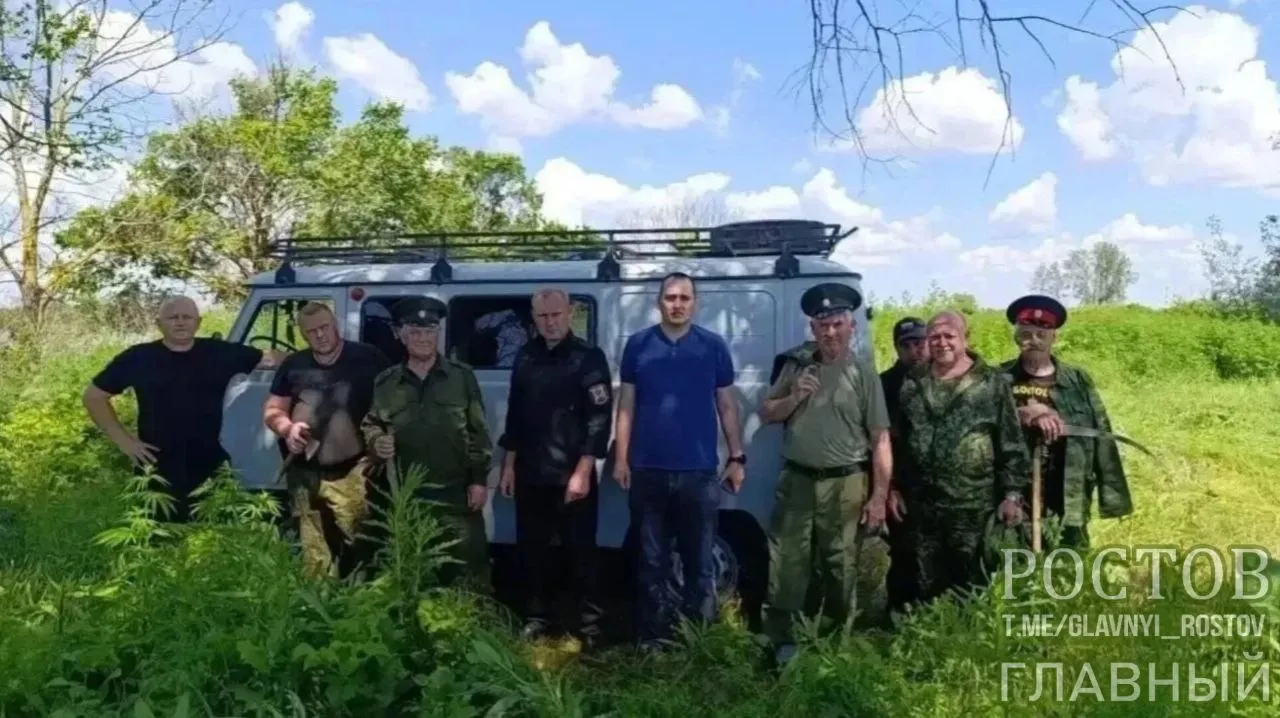 В Ростовской области сотрудники правоохранительных органов и казаки ликвидировали свыше 1,5 тыс. кустов конопли общей массой 67 кг.