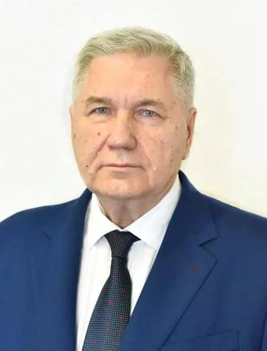 Умер депутат донского парламента Сергей Михалёв, возглавлявший комитет по строительству, ЖКХ, энергетике, транспорту и связи. Соболезнования семье выразили коллеги.