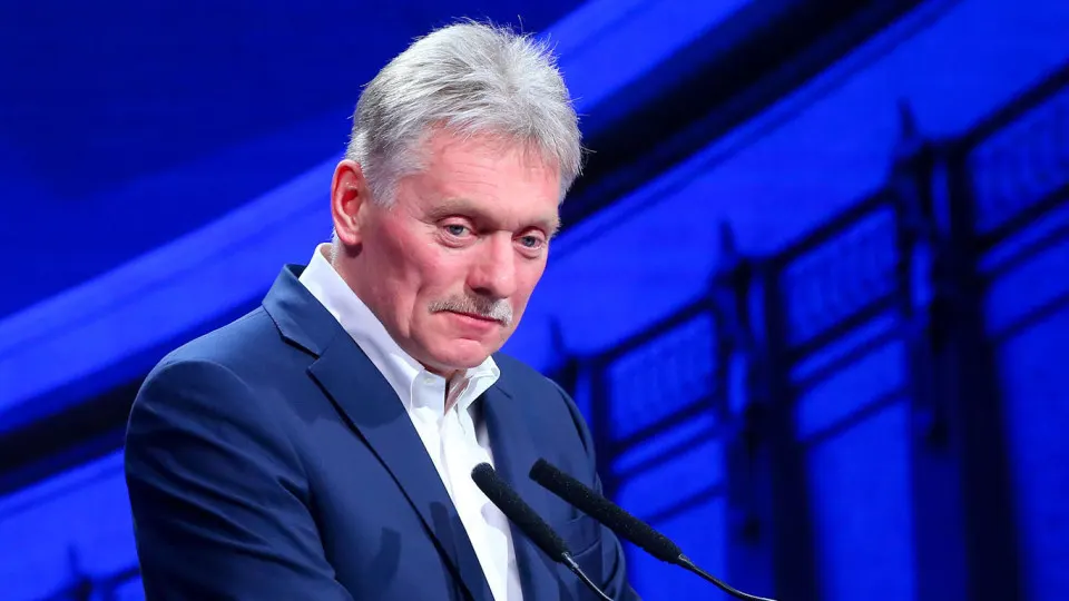 Москва заявляет об воздержании от атак в день голосования на Украине, в то время как Киев и его западные союзники обсуждают условия прекращения огня; политическая повестка вокруг даты выборов становится всё горячее.