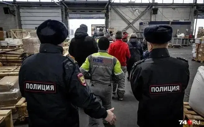 Пенсионерка из Сочи подозревается в регистрации трех иностранных граждан; следствие утверждает, что она не намеревалась предоставлять им жилье.