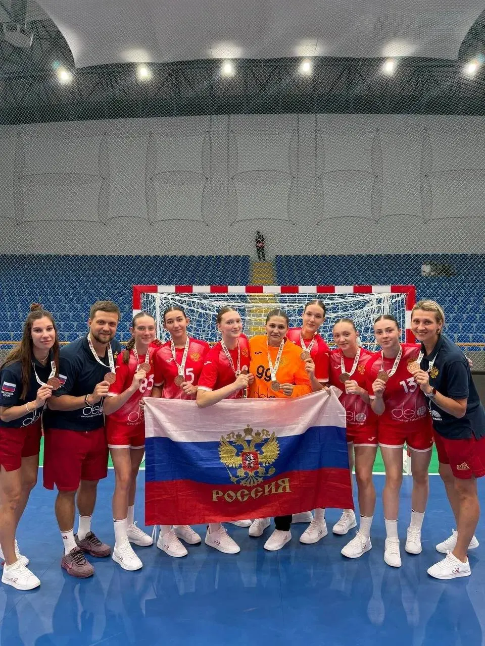 Сборная России, в составе которой семь игроков из Ростова-на-Дону, обыграла Китай и заняла бронзовые медали чемпионата мира по гандболу, победив со счётом 39:33.