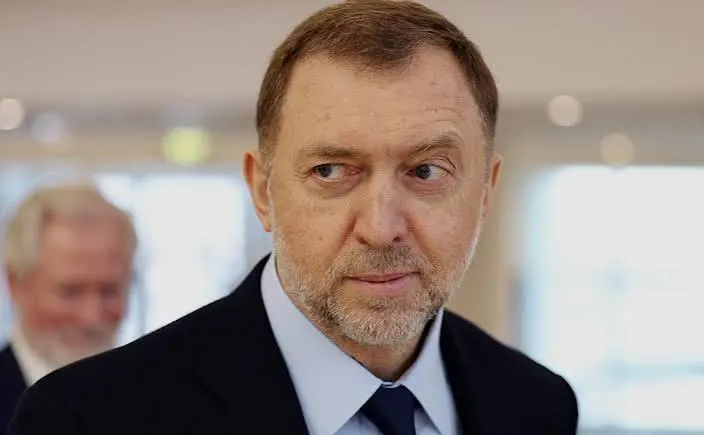 В Москве Таганский суд удовлетворил иск о защите чести и достоинства к журналистам, освещавшим дело о расследовании, связанном с сетью, связывавшей школьниц с влиятельными мужчинами.