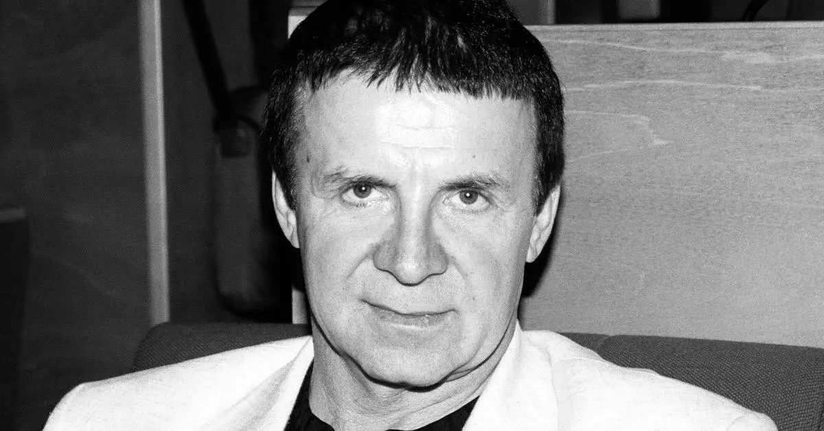 Известный целитель Анатолий Кашпировский скончался; об этом сообщил телеведущий Андрей Малахов.