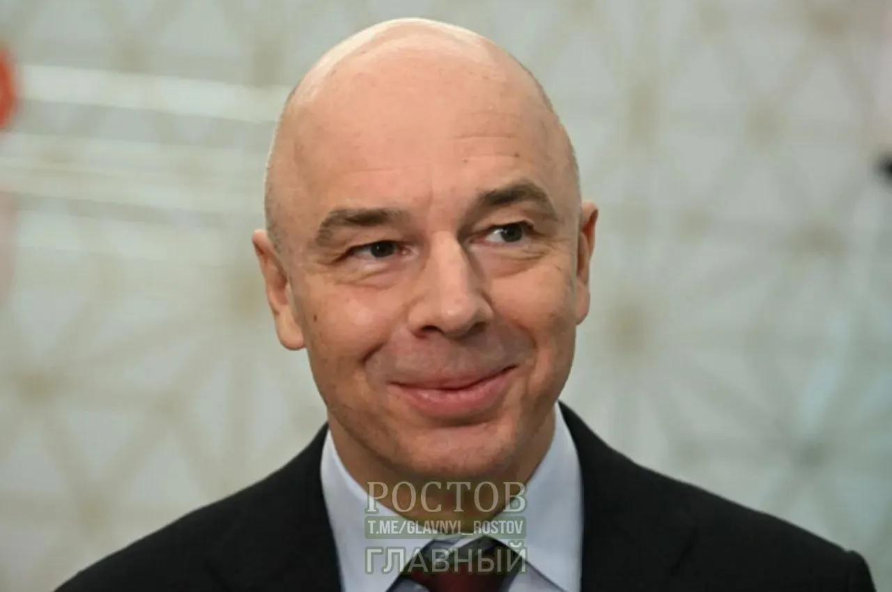 Глава Минфина призвал россиян жить экономнее, подчеркнув, что речь идёт не о затягивании поясов, а о более разумных расходах, расстановке приоритетов и учёте своих финансов.